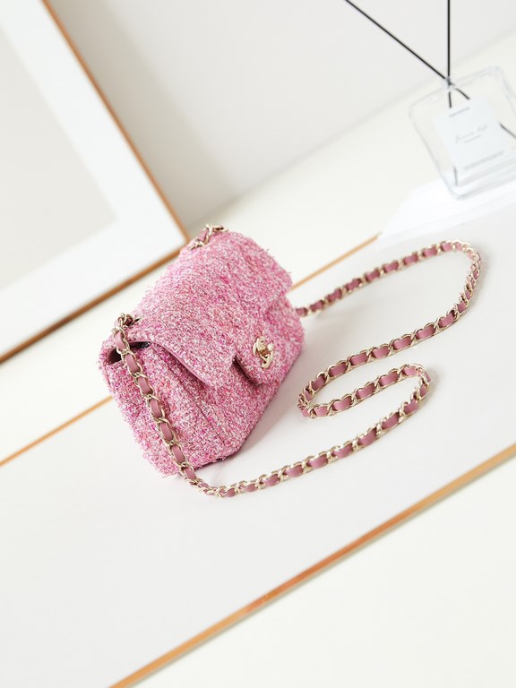 ￥ full set of packaging 24p pink tweed CF too much like it can not wait to get into the hands of the degree of surprise to you completely on the back must be the most special and brightest fairy elegant fashion is synony