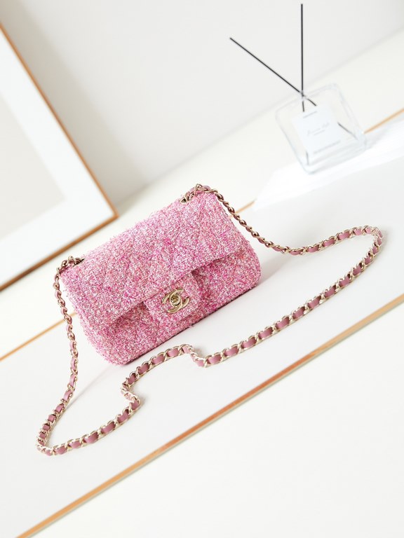 ￥ full set of packaging 24p pink tweed CF too much like it can not wait to get into the hands of the degree of surprise to you completely on the back must be the most special and brightest fairy elegant fashion is synony