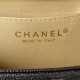 ￥ Chanel   23s Carryme is too awesome Small AS3982Finally today mentioned this 23sscarrymemini ~ on the hand is very expensive, mini is 19cm, there is also a small size is 22cm. can be hand-carried, cross-body, collect a