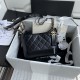 91810   Chanel Gabrielle Xiaoxiang innovation always does not disappoint the original beauty into the power and elegance of the design aesthetics and then gave birth to this Chanel wandering bag (Gabrielle )   It debuted