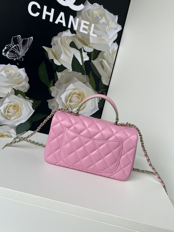 Chanel 21K latest Mini CF handle handbag AS2431 Classic diamond lattice flap bag decorated with exquisite classic chain with handheld, delicate sheepskin embellish the handbag, stand out, interpretation of timeless!   el