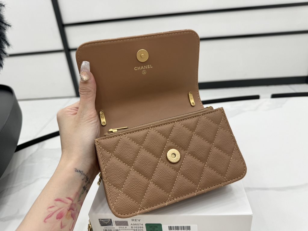 A96074 Chanel 24s organ bag new woc bow Too beautiful. Knot really teenage heart bursting tongue is a thousand gold Miss back paragraph undoubtedly, bow small incense bag bag, this can not put the phone Oh   to hand carr