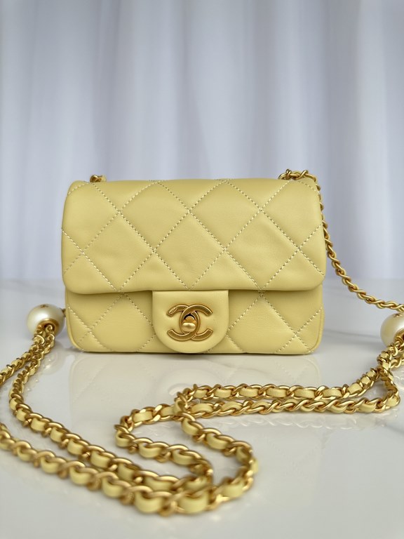 . Brand Chanel Model AS4868 Introduction the original single quality, classic work, gorgeous and temperament of the forefront, is your unexpected honor. Leather species the original single imported lambskin, with the ori