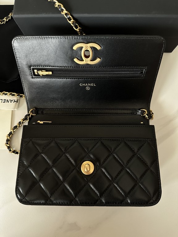 Brand Chanel Model A Introduction the original single quality, the classic work, gorgeous gas and quality of the forefront, is intended that you do not want to dignified. Leather species the original single mouth into th