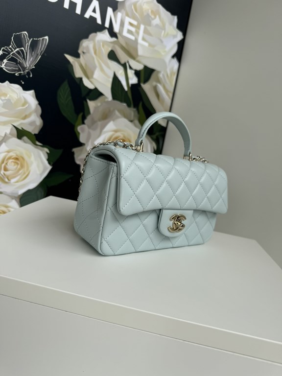 Chanel 21K latest Mini CF handle handbag AS2431 Classic diamond lattice flap bag decorated with exquisite classic chain with handheld, delicate sheepskin embellish the handbag, stand out, interpretation of timeless!   el