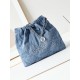 24S Denim Trash Bag SpikeHidden big pop-up wow!Casual high-level wash denim blue how can be so good ah ~ and then embellished with silver CHANEL letters that the spontaneity of the rate of sex immediately came out!Whethe