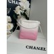 CHANEL3980 gradient 24S new mini 22bag too good to look at it This color is small and exquisite, exudes unparalleled high-level luxury, people can not resist, as if it were a finely crafted work of art, porcelain CHANEL 