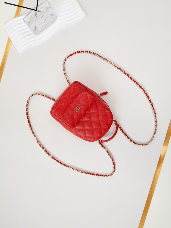 24Cmini Lychee grain small shoulders A variety of carrying methods can be handheld, crossbody, shoulder bag. Leather or lychee pattern is very durable, very ok capacity Classic minimalist style is perfect.Model No. ASize