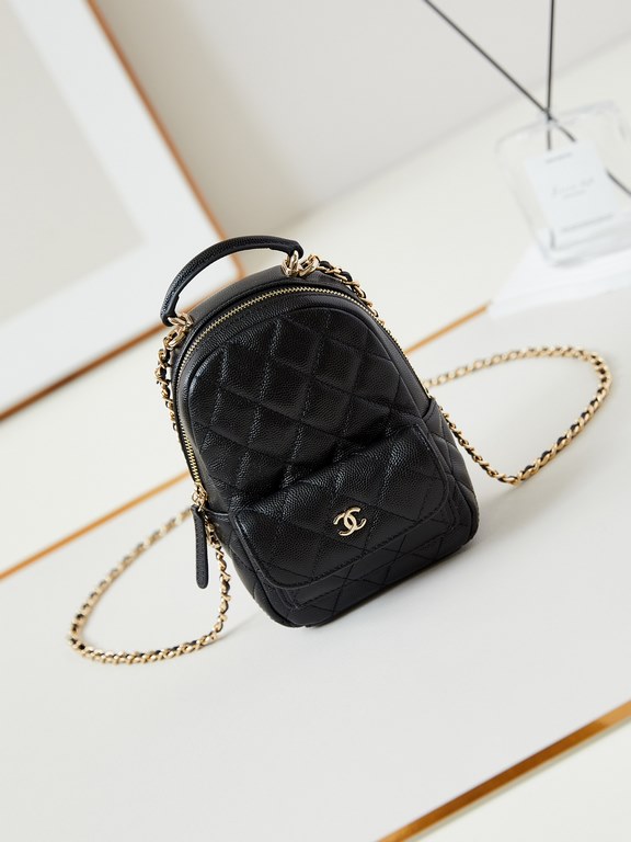 24Cmini Lychee grain small shoulders A variety of carrying methods can be handheld, crossbody, shoulder bag. Leather or lychee pattern is very durable, very ok capacity Classic minimalist style is perfect.Model No. ASize