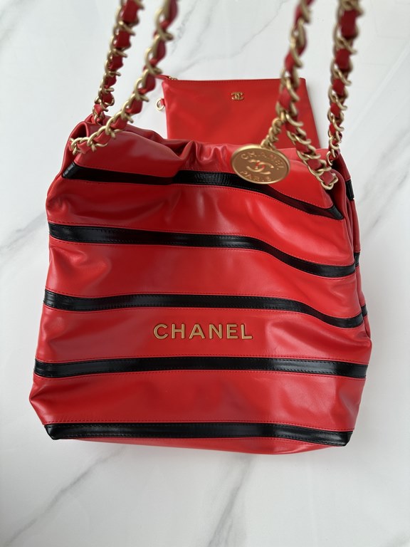 . Brand Chanel Model AS3260 with color splicing Introduction the original single quality, classic work, gorgeous and temperament of the forefront, is your unexpected dignity. Leather the original single imported cowhide,