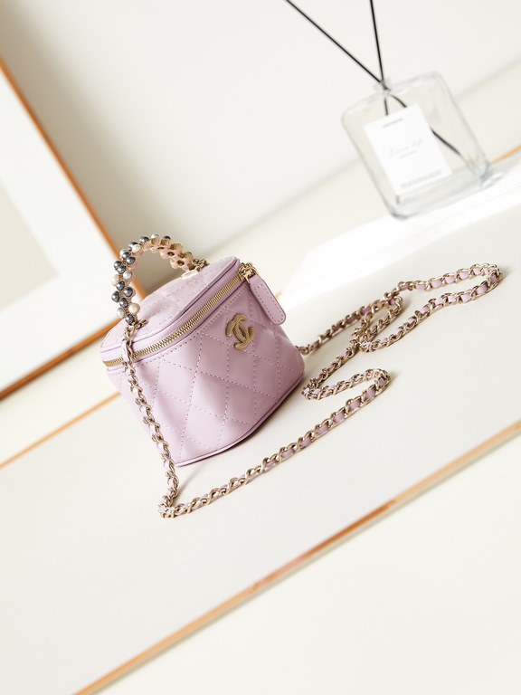 24P Limited Edition Pearl Handle Long Box Bag Cosmetic Slanting Bag with Pearl Handle Calfskin Brushed Metal Hardware, Handle Exquisite and Noble, Hand Carrying Slanting Shoulder are good looking Really too beautiful!Mod