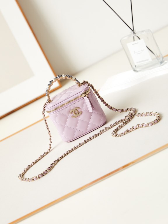 24P Limited Edition Pearl Handle Long Box Bag Cosmetic Slanting Bag with Pearl Handle Calfskin Brushed Metal Hardware, Handle Exquisite and Noble, Hand Carrying Slanting Shoulder are good looking Really too beautiful!Mod