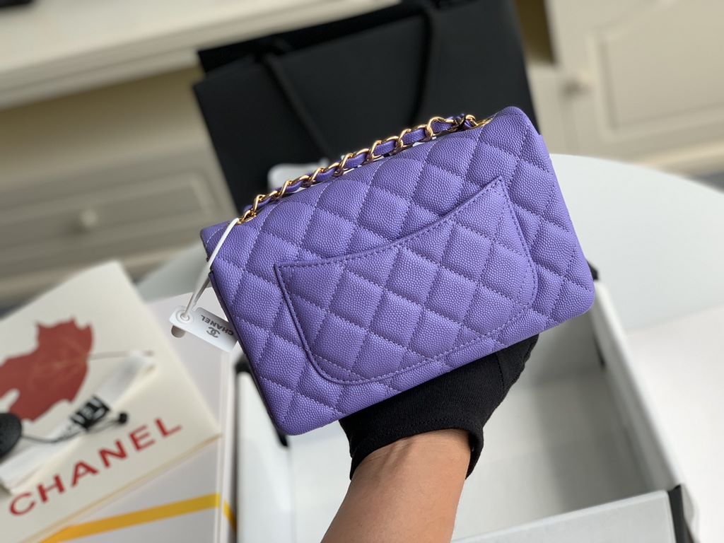 . Upgraded  Chanel CF Mini 1116 small bag summer than to prepare   The most small C's iconic leather through the chain as classics bags masterpiece authentic price soared conservative design with a variety of colorful de