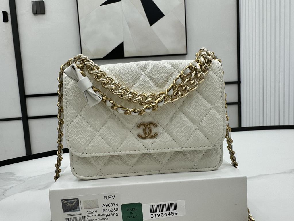 A96074 Chanel 24s organ bag new woc bow Too beautiful. Knot really teenage heart bursting tongue is a thousand gold Miss back paragraph undoubtedly, bow small incense bag bag, this can not put the phone Oh   to hand carr