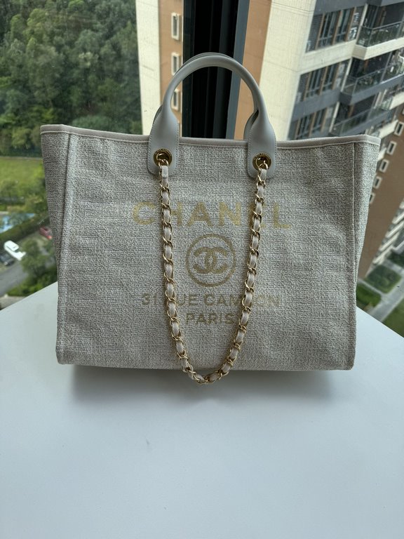 .     A66941 CHANEL Large Tote Beach Bag (Shopper) in Mixed Fiber, Calfskin Leather with Gold Gold Buckles, Size 30 x 39 x 22cm