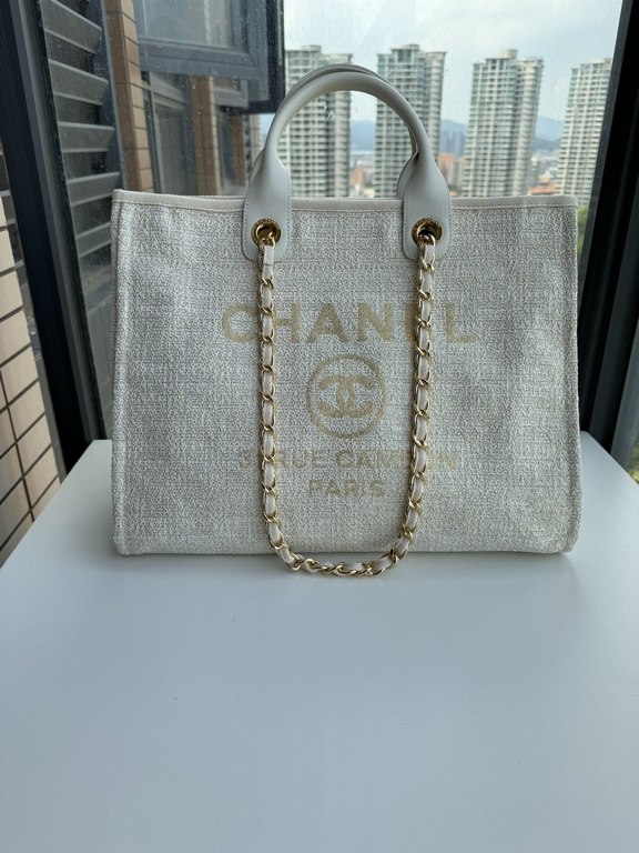 .     A66941 CHANEL Large Tote Beach Bag (Shopper) in Mixed Fiber, Calfskin Leather with Gold Gold Buckles, Size 30 x 39 x 22cm