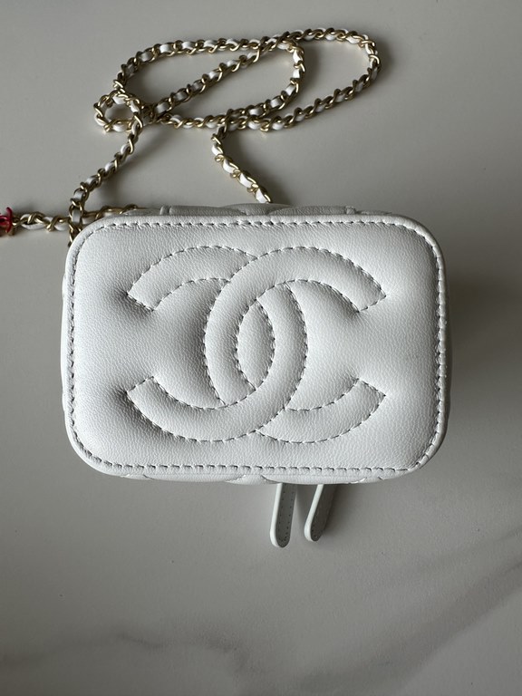 Brand Chanel Model A Introduction the original single quality, the classic work, gorgeous and temperament of the forefront, is your unexpected dignity. Leather species the original single imported lambskin, hardware the 