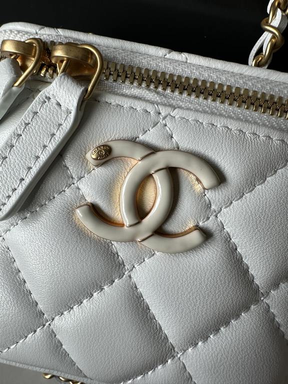 Brand Chanel Model A Introduction the original single quality, the classic work, gorgeous and temperament of the forefront, is your unexpected dignity. Leather species the original single imported lambskin, hardware the 