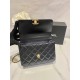 Image 22cm Chanel New   Early Fall Haute Couture Gold Beaded Flap BagThe shape of the bag is similar to the classic leboy, and it's another adjustable chain bag after the metallic ball CF.Adjust the length of various way