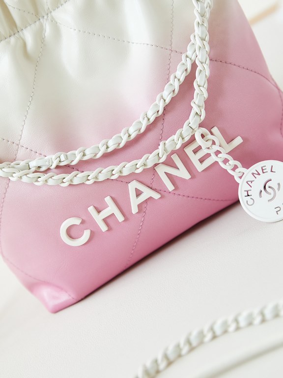 24S New mini 22bagIt's so pretty in this color! Small and exquisite, exudes unparalleled high-level luxury, irresistible, as if it were a finely crafted work of art, porcelain!CHANEL letters embellishment, glittering, th