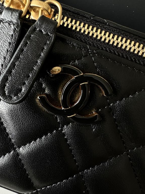 Brand Chanel Model A Introduction the original single quality, classic work, gorgeous and temperament of the forefront, is your unexpected honor. Leather species the original single imported lambskin, hardware the origin