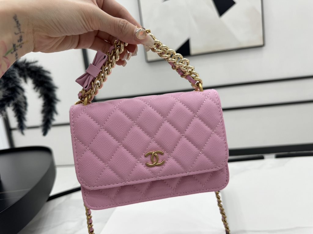 A96074 Chanel 24s organ bag new woc bow Too beautiful. Knot really teenage heart bursting tongue is a thousand gold Miss back paragraph undoubtedly, bow small incense bag bag, this can not put the phone Oh   to hand carr