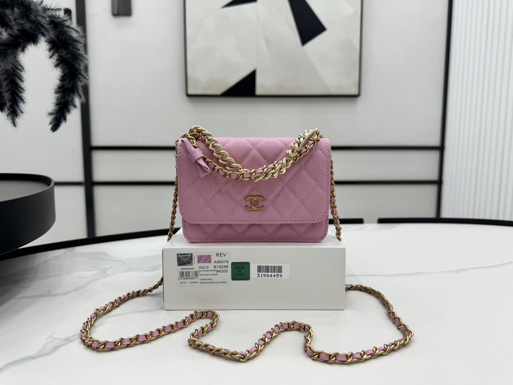 A96074 Chanel 24s organ bag new woc bow Too beautiful. Knot really teenage heart bursting tongue is a thousand gold Miss back paragraph undoubtedly, bow small incense bag bag, this can not put the phone Oh   to hand carr