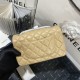 Cf 1116 sheepskin, small square fat Original single quality, France original imported lamb   leather, feel very soft, diamond grid fullness all reach and genuine, multiple colors in stock! Size 20cm