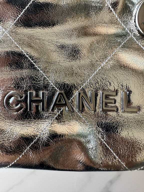 Brand Chanel Model AS3980 glossy cowhide Introduction the original single quality, the classic, gorgeous and temperament of the forefront, is your unexpected honor. Leather species the original single imported cowhide, w