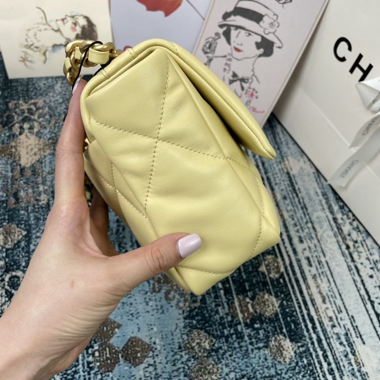 Chane-l small incense 2019 new Model AS1160 2019 fall and winter large diamond lattice tofu bag imported sheepskin single mouth bag Ancient silver white lat gold 3 kinds of metal mixed shoulder straps Coarse chain highli