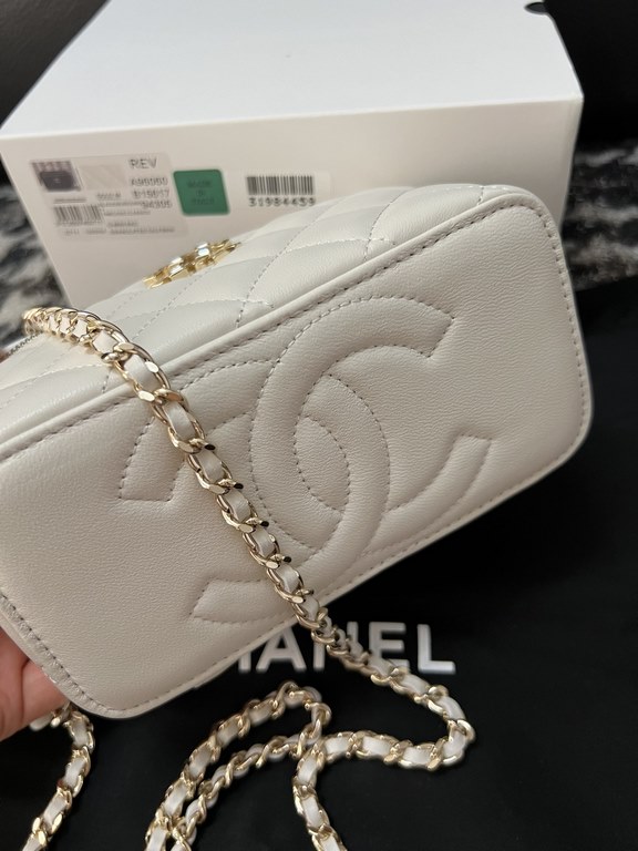 A96060 Chanel 24C Limited Edition Rhinestone Letter Handle Long Box Bag Cosmetic Slanting Bag with Drill Handle Lambskin Brushed Metal Hardware, Logo Letter Handle Exquisite and Noble, Buckle Cover Part of the Leather We