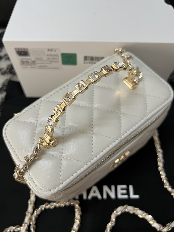 A96060 Chanel 24C Limited Edition Rhinestone Letter Handle Long Box Bag Cosmetic Slanting Bag with Drill Handle Lambskin Brushed Metal Hardware, Logo Letter Handle Exquisite and Noble, Buckle Cover Part of the Leather We