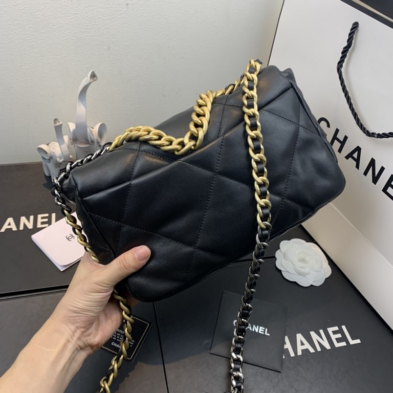 Chane-l small incense 2019 new Model AS1160 2019 fall and winter large diamond lattice tofu bag imported sheepskin single mouth bag Ancient silver white lat gold 3 kinds of metal mixed shoulder straps Coarse chain highli