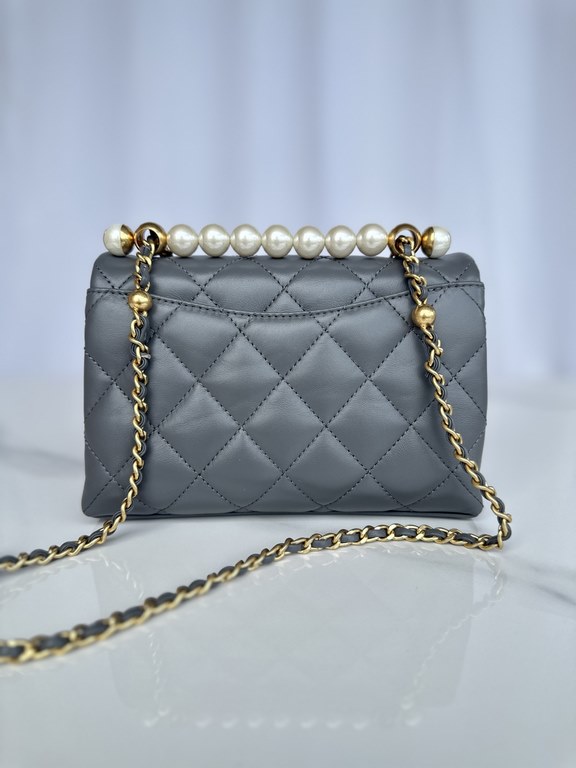 Brand Chanel Model AS5001 Introduction the original single quality, the classic, gorgeous and temperament of the forefront, is your unexpected honor. Leather species the original single imported sheepskin, with the origi