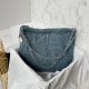 . 24s jennie same denimThis season on the studded denim 22bag!When I found out that jennie carried this on her back at the show, I was even more impressed with the color of the item!This denim is on the gray and light bl