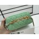 A96069 Chanel Sheepskin Handle Cosmetic Bag The handle is very distinctive Heavy-duty metal handle At first glance, I fell in love with the imported sheepskin texture is smooth and delicate First of all, it is comfortabl