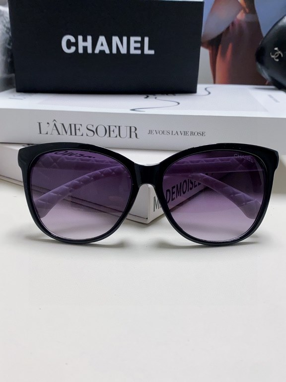 Chanel Chanel 2024 new retro cat-eye letters inserted heart foot net red sunglasses female tide ins advanced sense of sunglasses Trend full