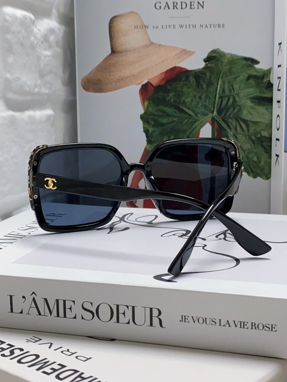 Chanel Chanel 2024 new fashion sunglasses female anti-ultraviolet Korean version of the tide of large face thin box sunglasses summer sunscreen Ms. sunglasses