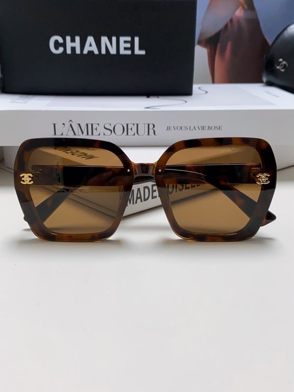 CHANEL Chanel 2024 new small perfume style sunglasses female UV protection driving special polarized glasses senior sense of big brand sunglasses