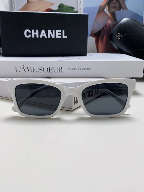 Chanel Chanel New Square Color Blocking ~ Fragrance Grandma Letter Classic  Classic Reincarnation CH5417 Women's Sunglasses