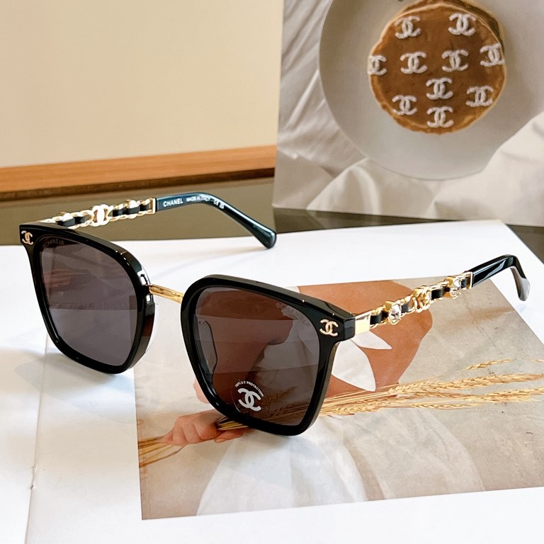 24 spring new absolutely beautiful versatile sunglasses to come 囖 ~ noble full sheepskin chain Swarovski large diamonds embellished absolute absolute child Mod 6807 Size 52 mouth 23-145