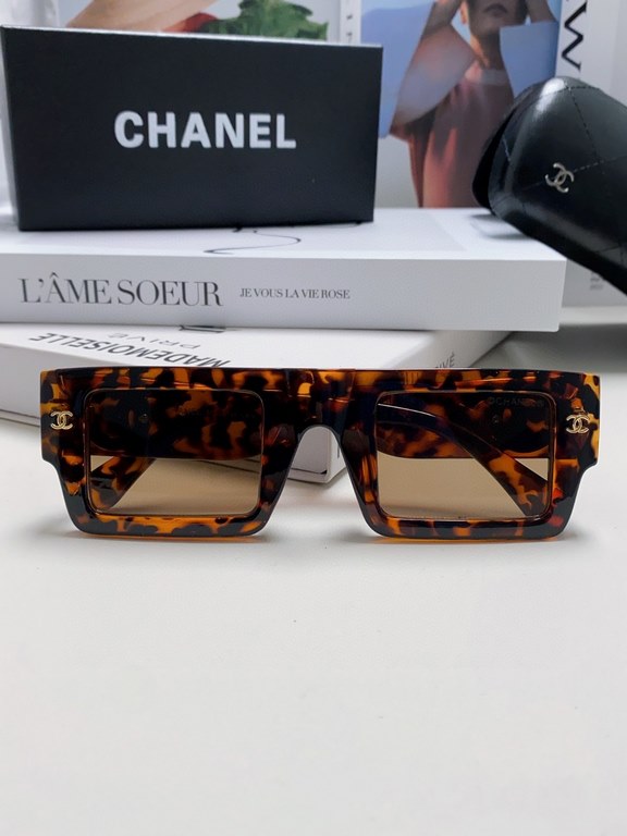 Chanel Chanel 2024 new sunglasses sunglasses female male summer sunscreen tide anti-ultraviolet glasses glasses net red driving large face square frame glasses