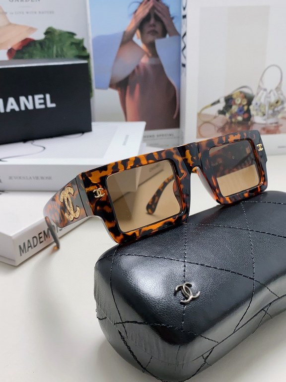 Chanel Chanel 2024 new sunglasses sunglasses female male summer sunscreen tide anti-ultraviolet glasses glasses net red driving large face square frame glasses