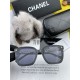 New CHANEL Chanel sunglasses with a unique charm and avant-garde style interpretation of the latest spring and summer eyewear, texture superb wear comfortable Model CH0625