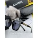 New CHANEL Chanel sunglasses with a unique charm and avant-garde style interpretation of the latest spring and summer eyewear, texture superb wear comfortable Model CH0625