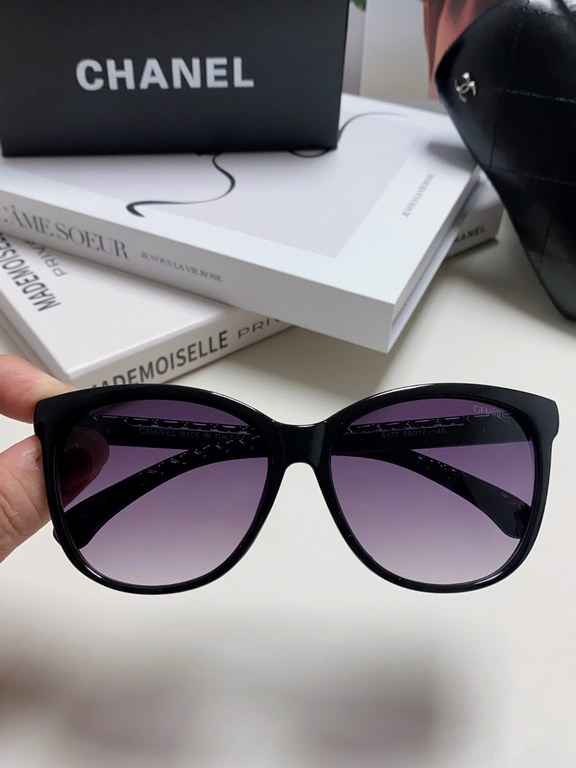 Chanel Chanel 2024 new retro cat-eye letters inserted heart foot net red sunglasses female tide ins advanced sense of sunglasses Trend full