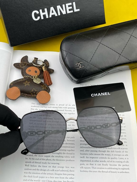 [Polarized series sunglasses]   original shipment of Chanel net red super explosive models   classic luxury global wind [strong] [cool] [pro] fashion round frame sunglasses [Delight] temperament extraordinary   classic l