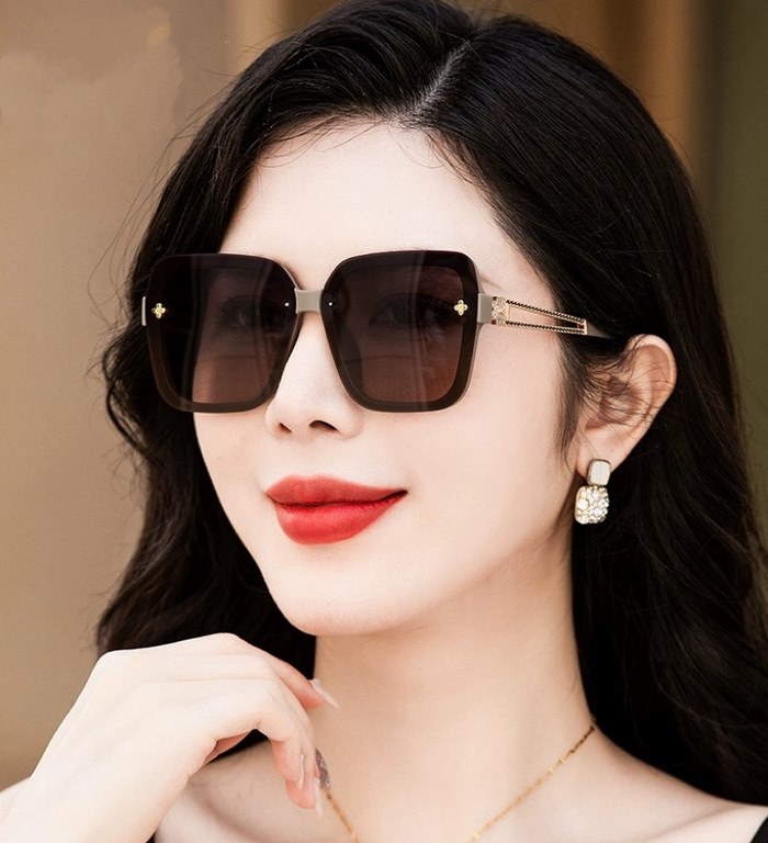 [CHANEL] CHANEL 2024 new camellia trend explosion models fashion round frame HD polarized sunglasses wear comfortable Net red tide models sunglasses    Model CH6200