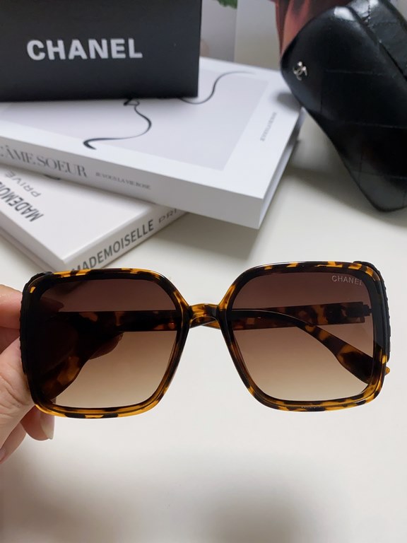 Chanel Chanel 2024 new fashion sunglasses female anti-ultraviolet Korean version of the tide of large face thin box sunglasses summer sunscreen Ms. sunglasses