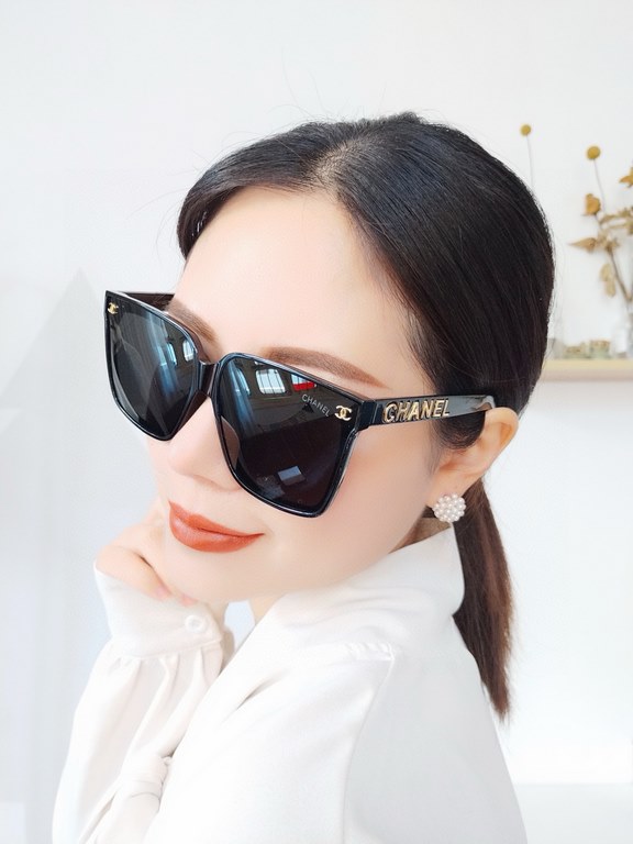 CHANEL 2024 official early spring new models, many stars with the same [color] Chanel    new large frame polarized sunglasses ,   Polaroid Ultra Clear Polarized Sunglasses    Model CH2086